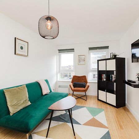 Apartamento Joivy Welcoming Flat Near Park Edimburgo Exterior foto